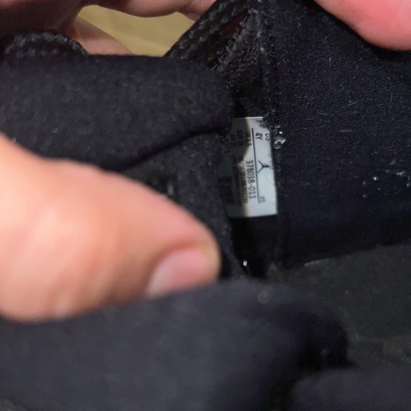 Jordan Retro 11 Jubilee Sneaker (Used) - Picture 11 of 11